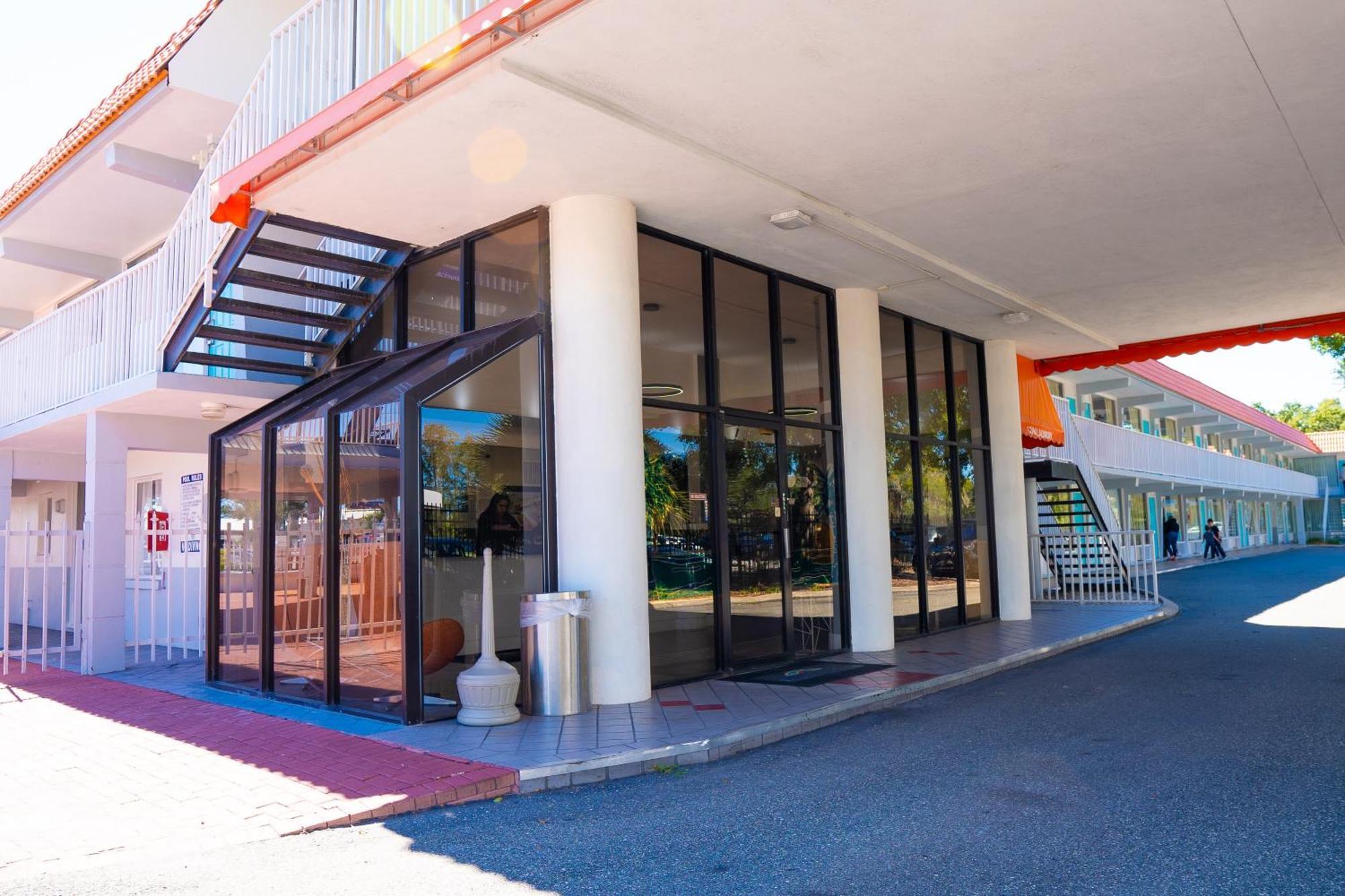 Howard Johnson By Wyndham Clearwater - Dunedin Dış mekan fotoğraf